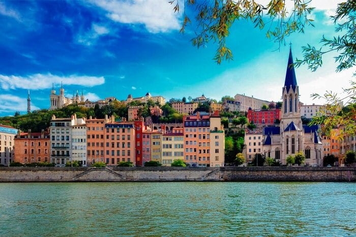 دراسة ماجستير الضيافة في فرنسا